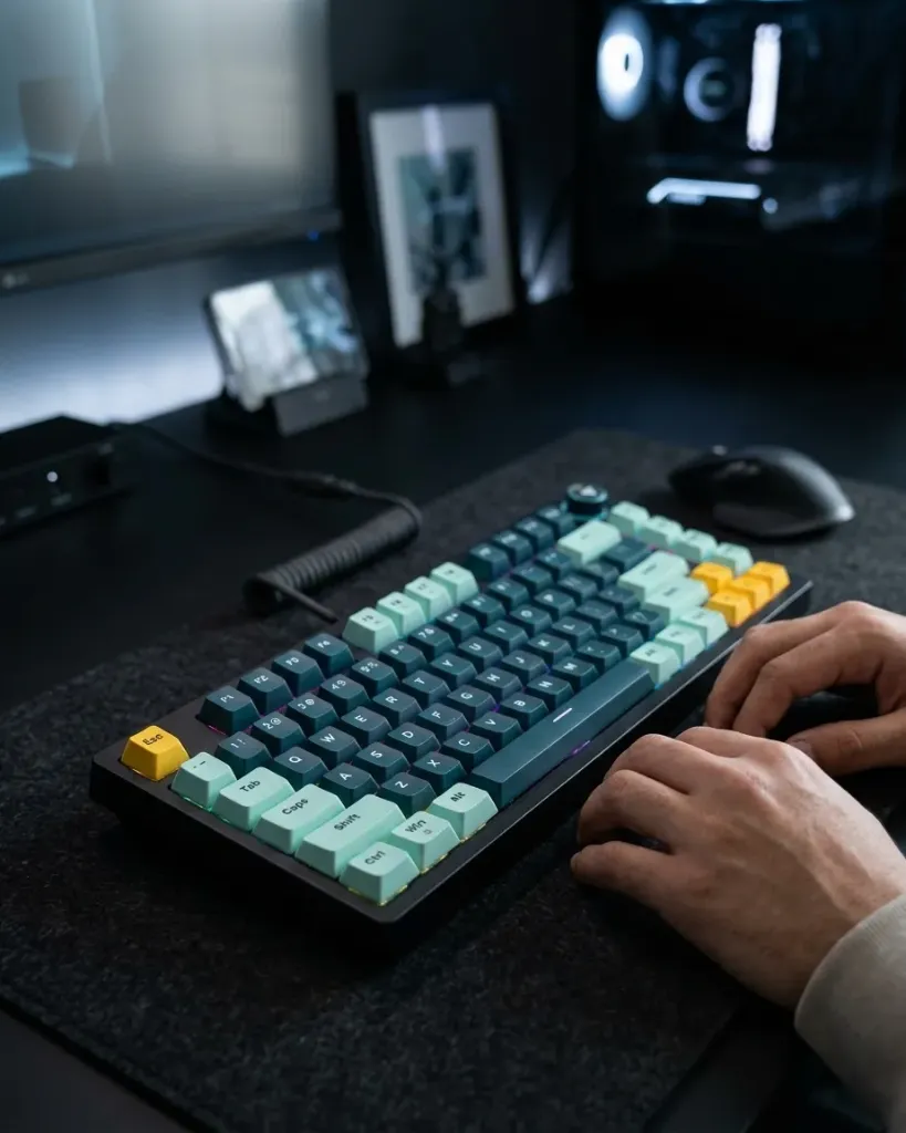 Fantech ATOM81 MK875v2 Navy 75% Mechanical Gaming Keyboard (Sky blue - Red Switches)